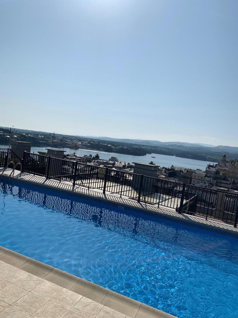 Moderno Piso Con La Mejor Terraza De Ribadeo Y Vistas Maravillosas 外观 照片