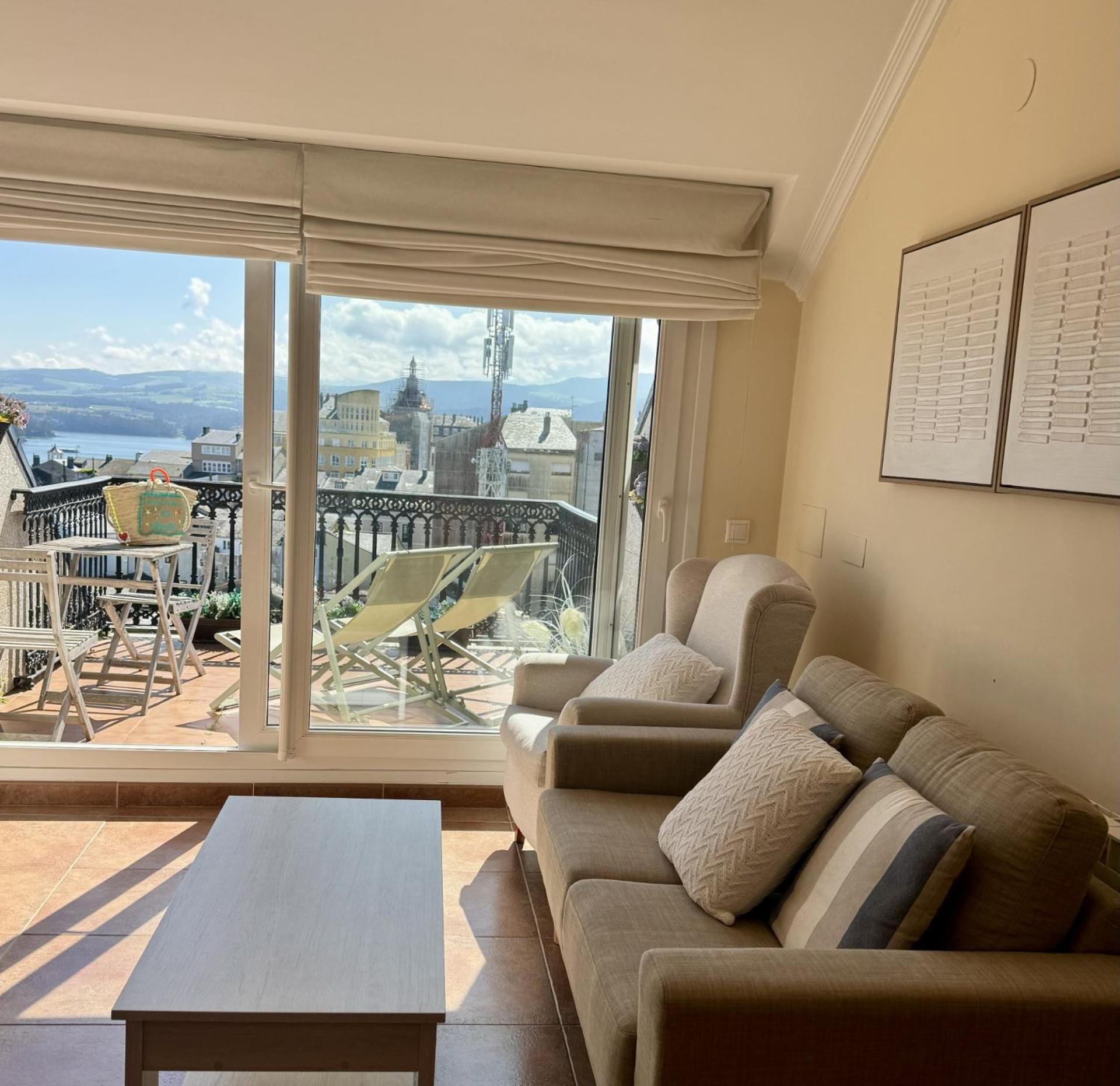 Moderno Piso Con La Mejor Terraza De Ribadeo Y Vistas Maravillosas 外观 照片